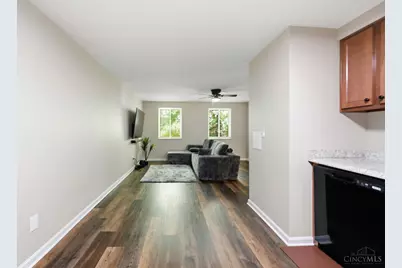 2436 Mustang Drive, Cincinnati, OH 45211 - Photo 5