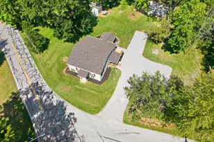 2592 Bethel Maple Rd, Tate Township, OH 45106 - Photo 3