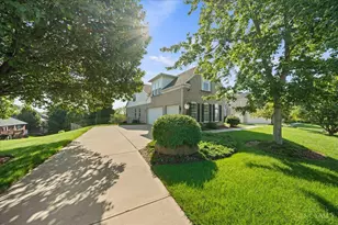 5957 Emerald Lake Dr, Fairfield, OH 45014 - Photo 3