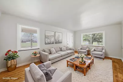 7300 Brookcrest Drive, Cincinnati, OH 45237 - Photo 9