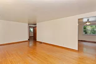 812 Diane Dr, Union Township, OH 45245 - Photo 5