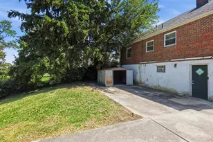 3270 Van Zandt Dr, Cincinnati, OH 45211 - Photo 9
