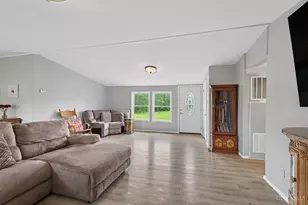 16381 Deer Run Rd, Sterling Township, OH 45176 - Photo 5