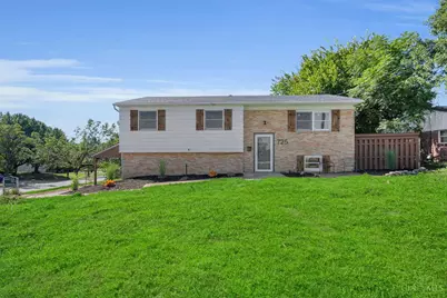 725 E Crescentville Road, Springdale, OH 45246 - Photo 1