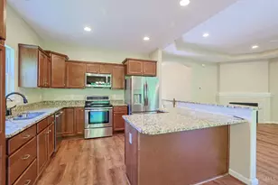 3641 Highland Grn, Pierce Township, OH 45245 - Photo 9