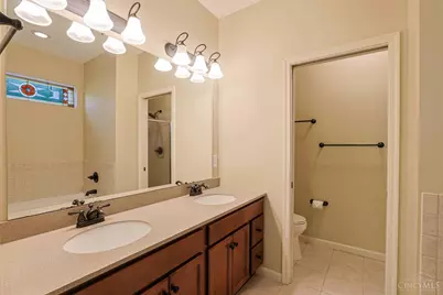 3641 Highland Green, Pierce Township, OH 45245 - Photo 19