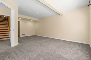 555 County Down Ln, Loveland, OH 45140 - Photo 33