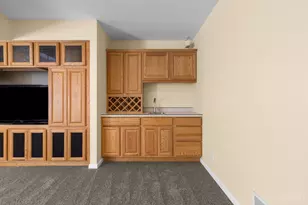 555 County Down Ln, Loveland, OH 45140 - Photo 35