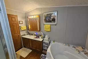 16403 Jeff Ln, Sterling Township, OH 45176 - Photo 21