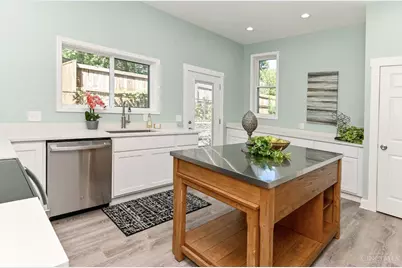 4251 Chambers Street, Cincinnati, OH 45223 - Photo 21
