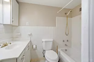 2324 Madison Rd, Cincinnati, OH 45208 - Photo 13