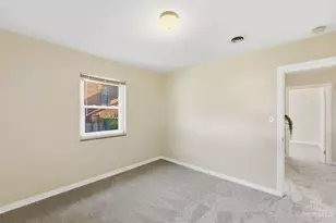 6908 Rob Vern Dr, Cincinnati, OH 45239 - Photo 23