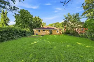 6908 Rob Vern Dr, Cincinnati, OH 45239 - Photo 37