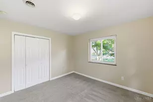 6908 Rob Vern Dr, Cincinnati, OH 45239 - Photo 25