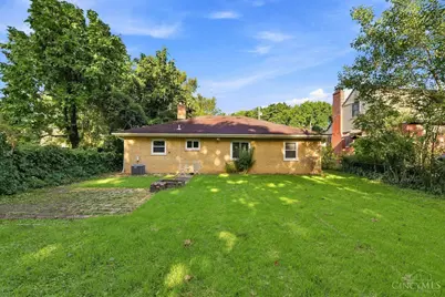 6908 Rob Vern Drive, Cincinnati, OH 45239 - Photo 35