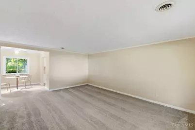 6908 Rob Vern Drive, Cincinnati, OH 45239 - Photo 5