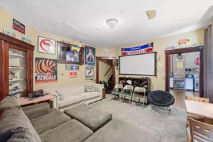 404 Ada St, Cincinnati, OH 45219 - Photo 9