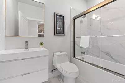 1828 Highland Avenue, Cincinnati, OH 45202 - Photo 23