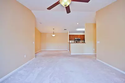 7382 Ridgepoint Drive #9, Anderson Township, OH 45230 - Photo 9