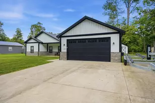 112 Oklahoma Dr, Jackson Township, OH 45171 - Photo 7