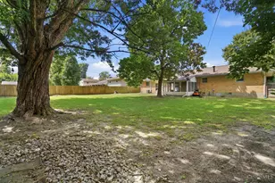 5668 Bellefontaine Rd, Huber Heights, OH 45424 - Photo 39