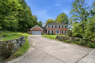 871 Markley Woods Way, Anderson Township, OH 45230 - Photo 3