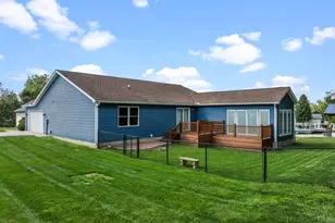 100 Tanglewood Dr, Hillsboro, OH 45133 - Photo 5