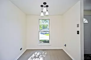 863 Woodlyn Dr S, Cincinnati, OH 45230 - Photo 5