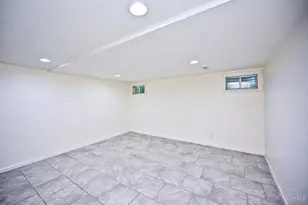 863 Woodlyn Dr S, Cincinnati, OH 45230 - Photo 29