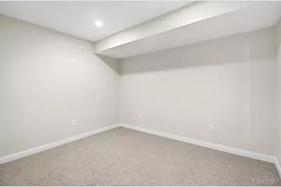 655 Hyacinth Road, Union Township, OH 45245 - Photo 57
