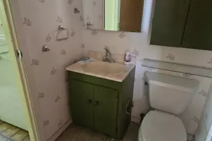 768 Crowden Dr, Springfield Township, OH 45224 - Photo 11