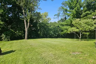 768 Crowden Dr, Springfield Township, OH 45224 - Photo 3