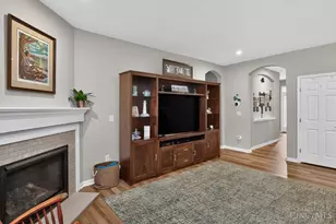 3781 Fairmount Cir, Pierce Township, OH 45245 - Photo 13
