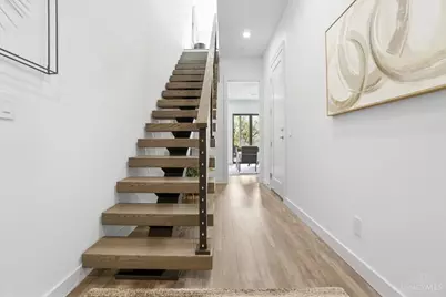 209 Hastings Street, Cincinnati, OH 45219 - Photo 7
