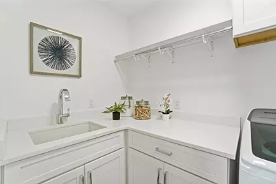 209 Hastings Street, Cincinnati, OH 45219 - Photo 43
