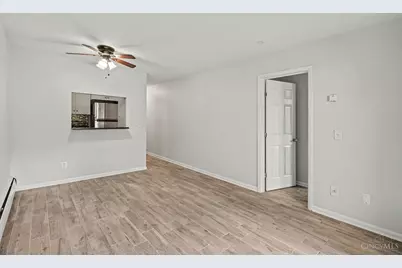 4906 Chalet Drive, Cincinnati, OH 45217 - Photo 5