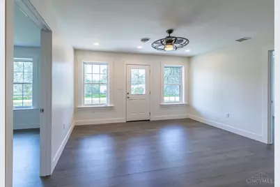 11849 Maple Trail, Hillsboro, OH 45133 - Photo 9