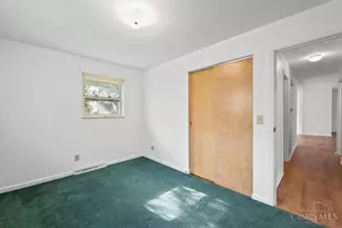 3670 Gailynn Dr, Green Township, OH 45211 - Photo 29