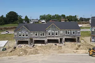 10821 Blackburn Ct, Forest Park, OH 45240 - Photo 1