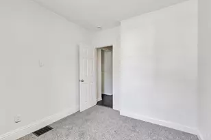 6985 Beechmont Ave, Anderson Township, OH 45230 - Photo 15