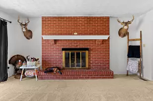 983 Peggy Ln, Wilmington, OH 45177 - Photo 9