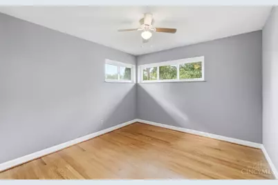 185 Ireland Avenue, Cincinnati, OH 45218 - Photo 23