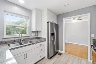 185 Ireland Ave, Cincinnati, OH 45218 - Photo 15