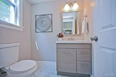 302 Washington Avenue, Cincinnati, OH 45217 - Photo 19