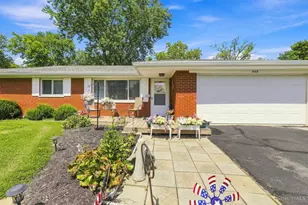 868 Sycamore Blvd, Union Township, OH 45245 - Photo 1