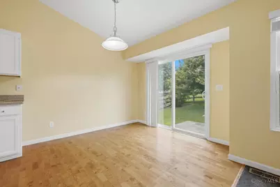 7630 Sandstone Trail, Hamilton Township, OH 45039 - Photo 13