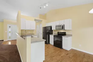 7630 Sandstone Trail, Hamilton Township, OH 45039 - Photo 11