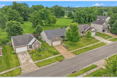 7630 Sandstone Trail, Hamilton Township, OH 45039 - Photo 3