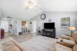 213 Blue Quail Pl, Trenton, OH 45067 - Photo 9