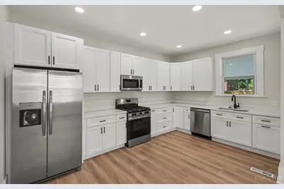 5809 Lathrop Place, Cincinnati, OH 45224 - Photo 9